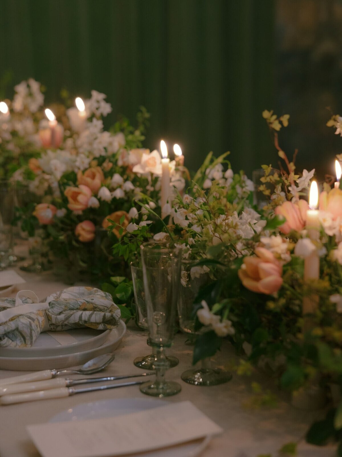 candlelit-wedding-reception-callow-hall