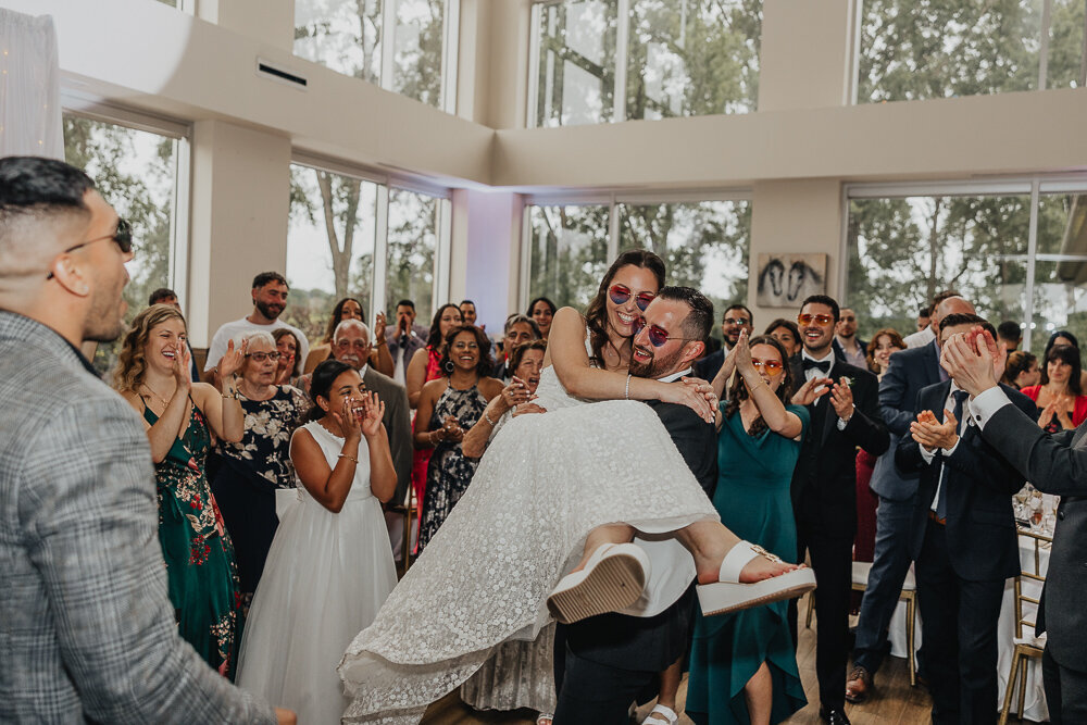 Plaza Rive-Sud Wedding - Emma Persi Photography-38