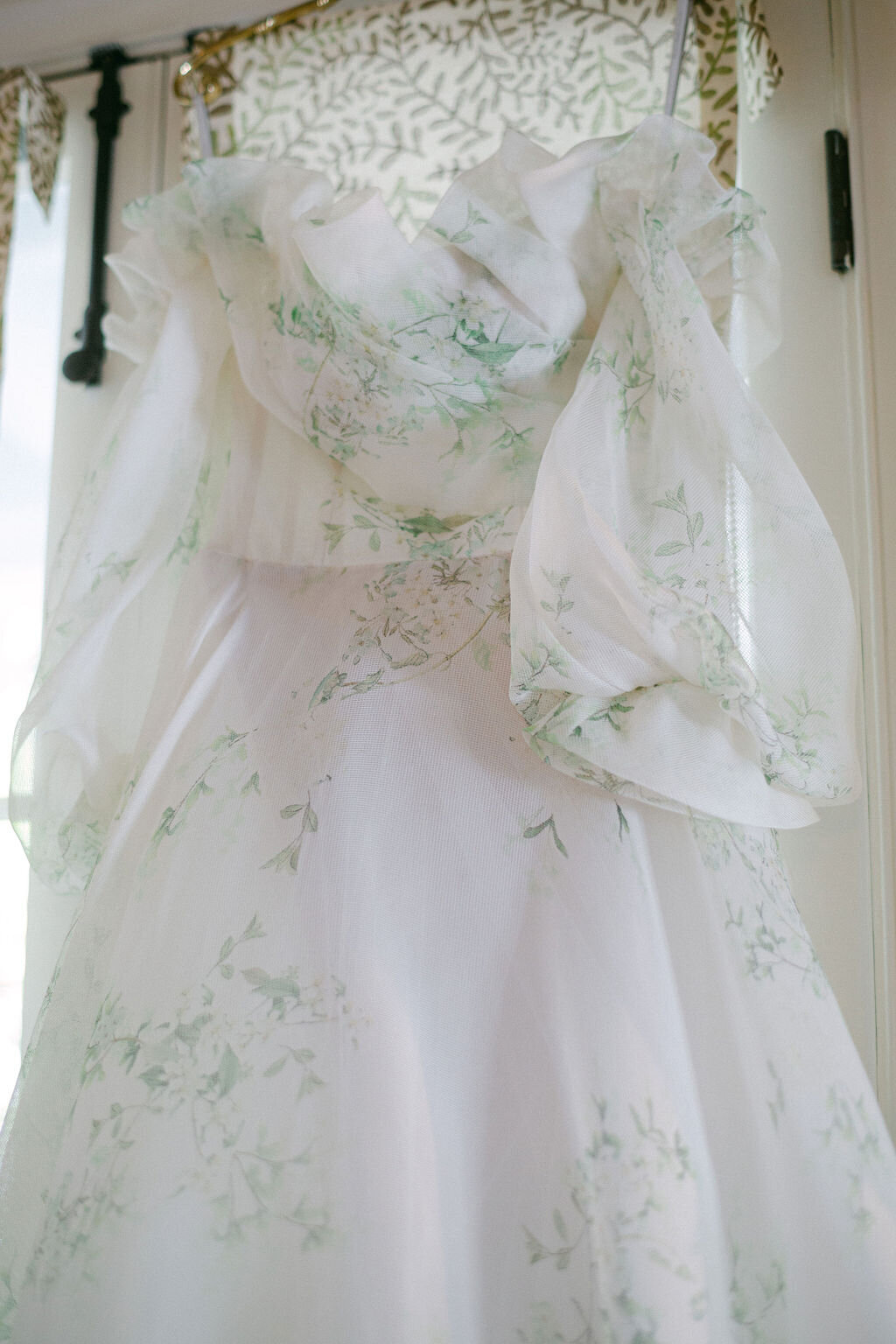 wedding-dress-monique-lhullier