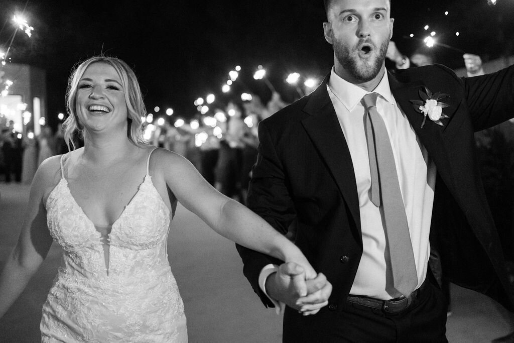 Preserve-Canyon-Lake-Wedding-Sparklers