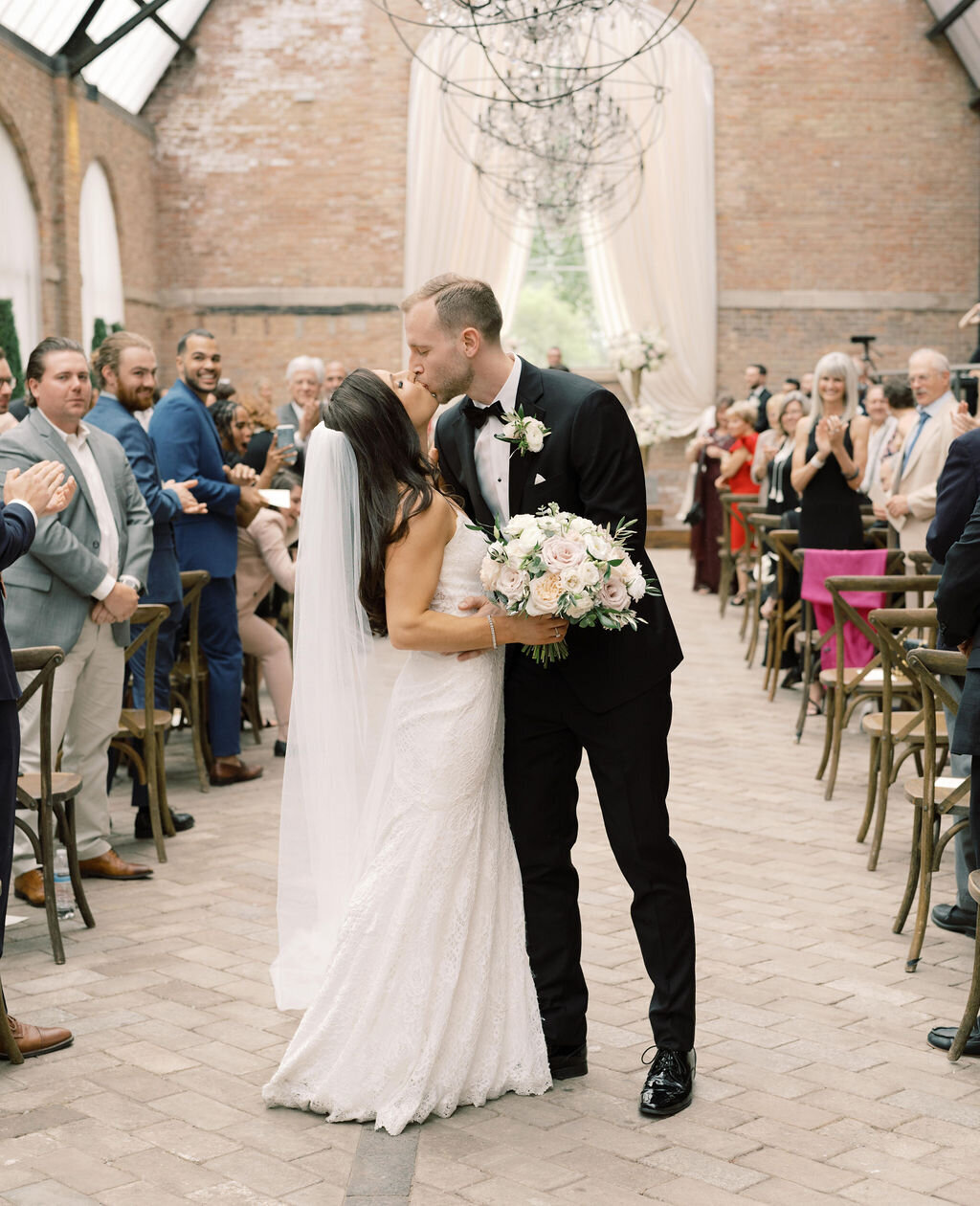 Just married kiss