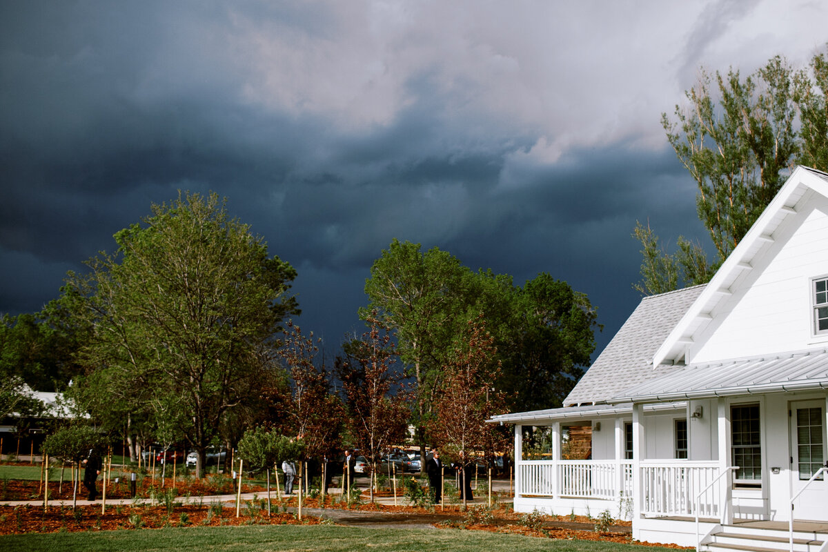 barn-at-raccoon-creek-littleton-wedding-8