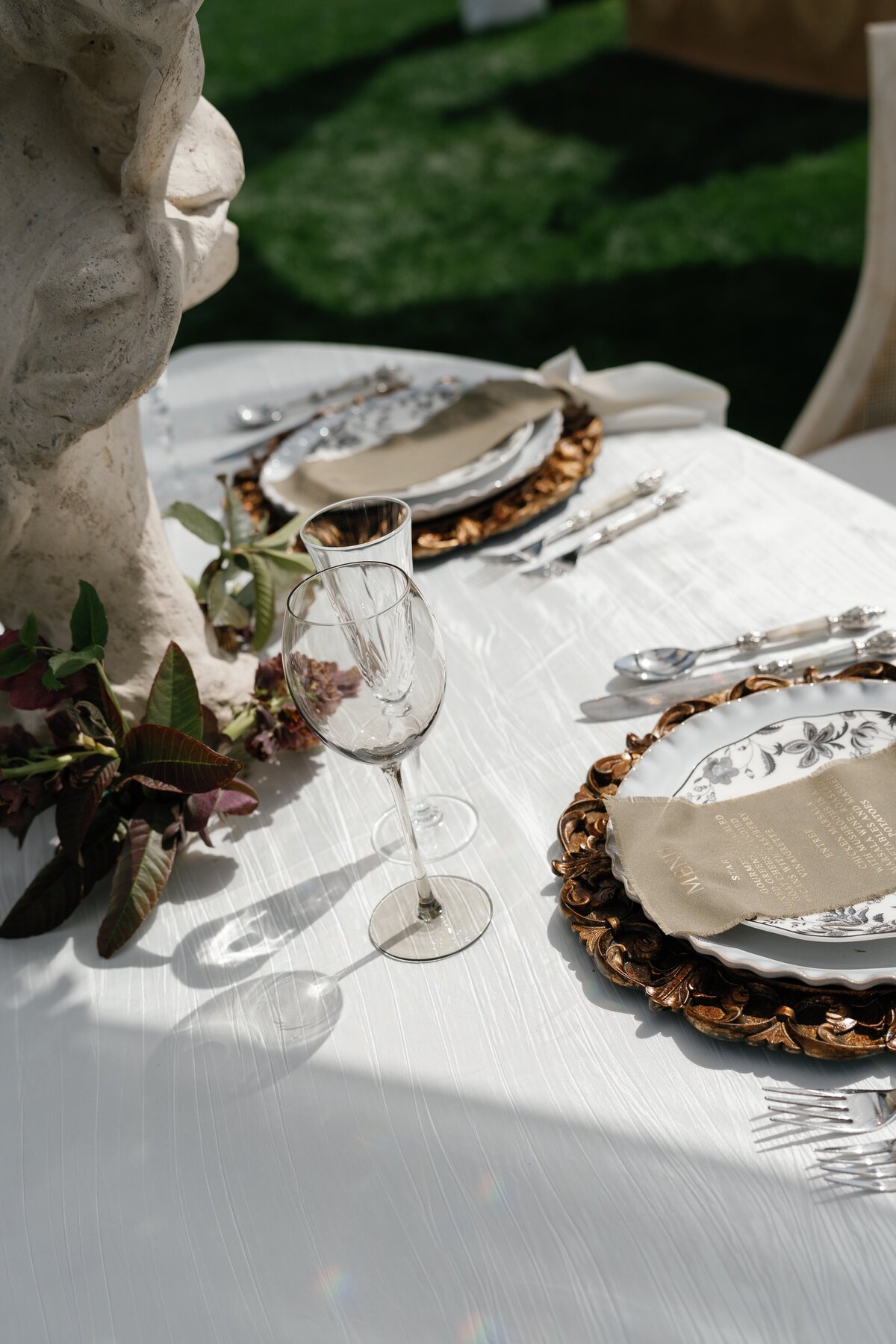 Jeune-Perche-Faye-Fern-Creative-MVFPortraits-Reception-Details-97