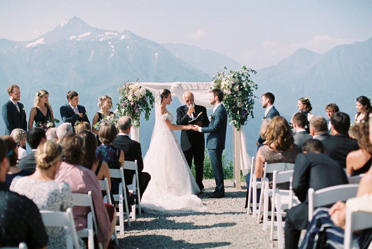 Alyeska-Wedding-Photographer-CorinneGraves-1025
