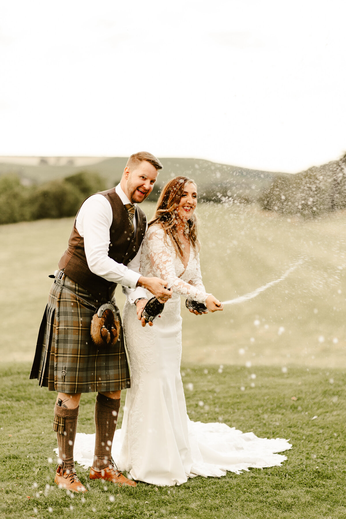 Danielle-Leslie-Photography-2023-Aberdeen-Wedding-Photographer-Aswanley-Hunter-Previews-2-0029