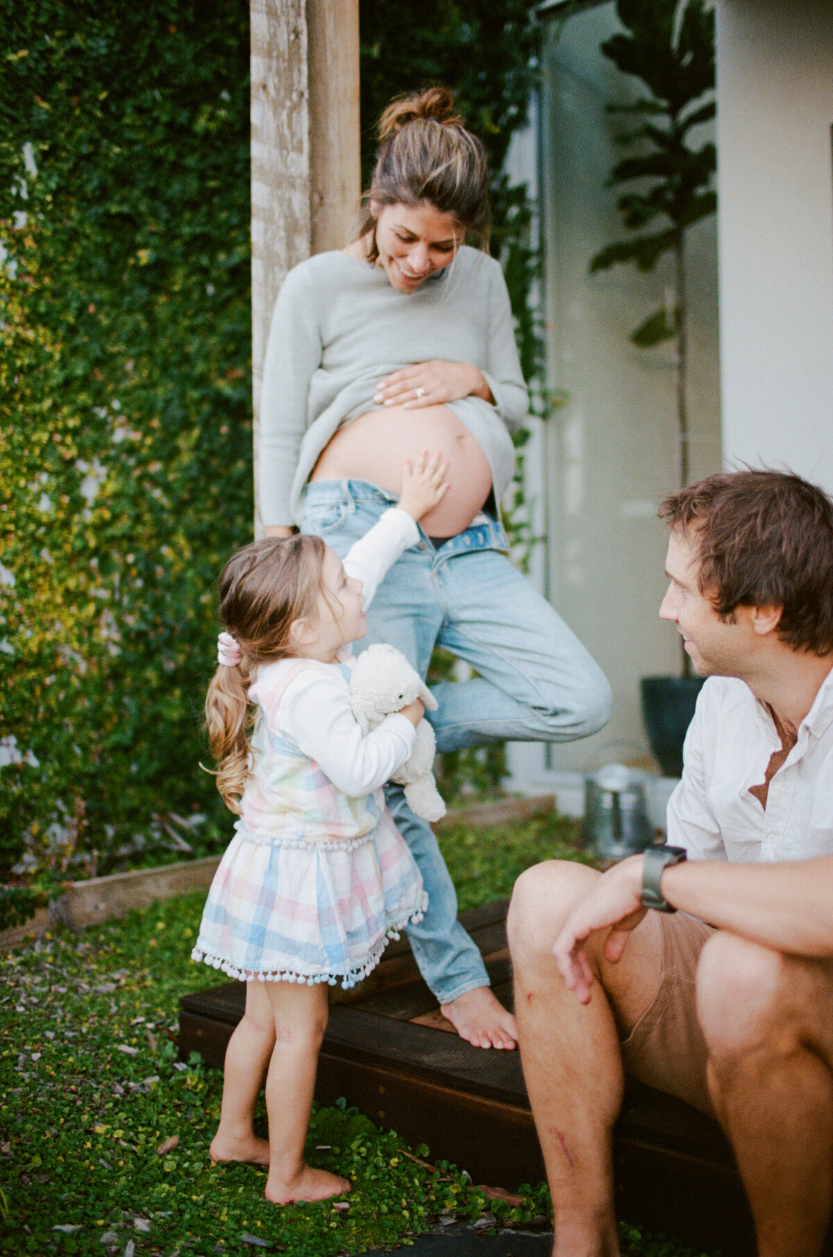 torquay-beach-in-home-maternity-family-photoshoot-on-film-Bobby-Dazzler-Photography-25