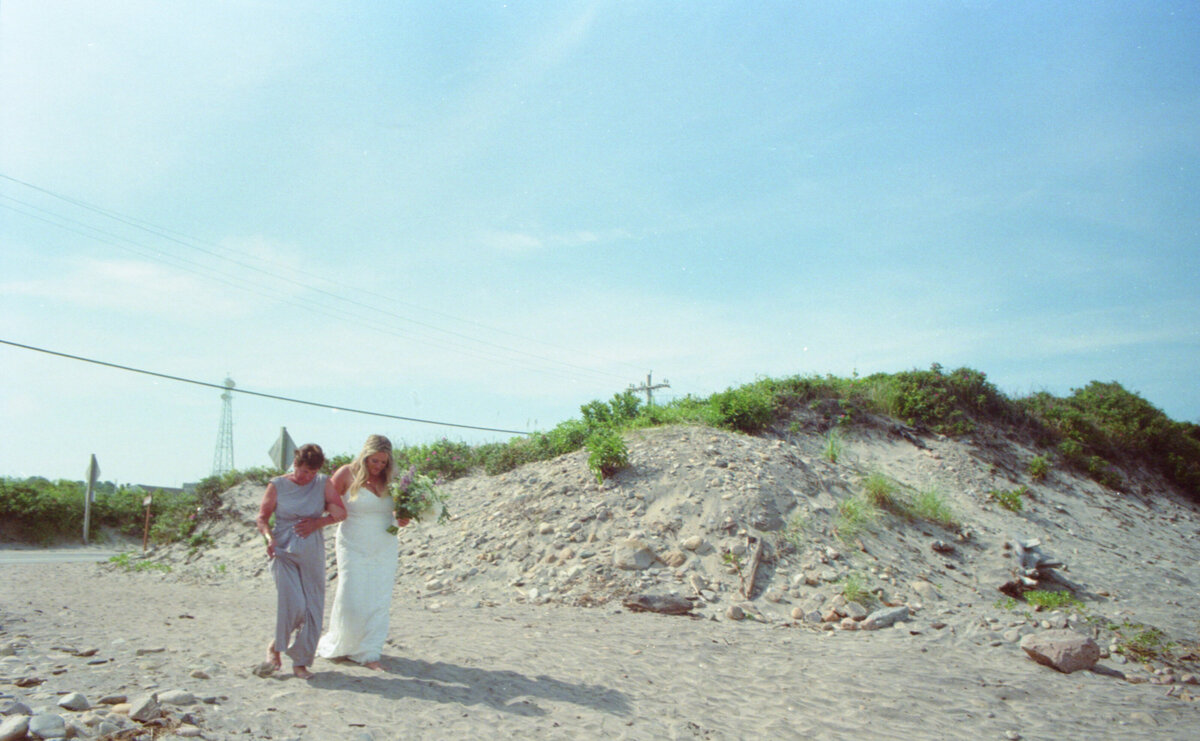 BLOCK ISLAND WEDDING PHOTOGRAPHER