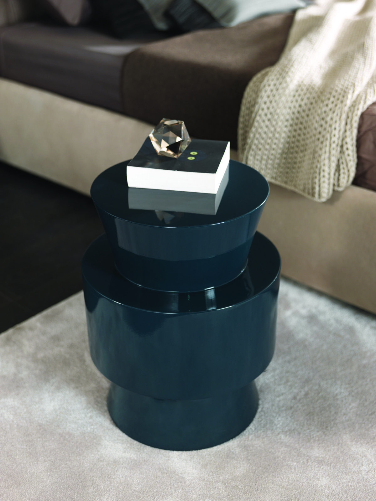 moai_small_table_6_HR