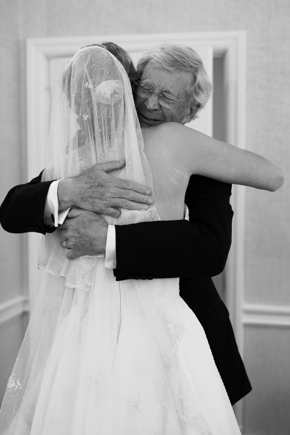 St. Louis Country Club Wedding Photography35