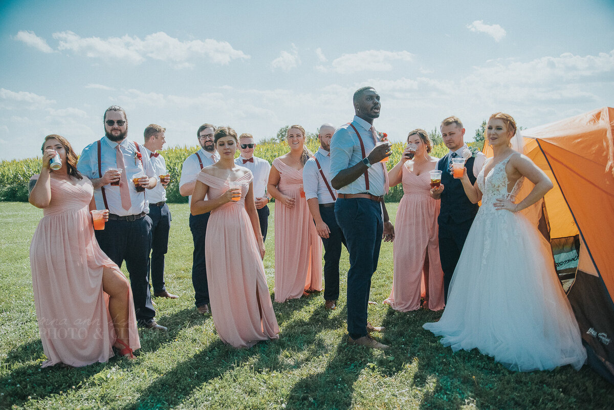 bridal party _ alaynna ann schwartz _ harpors vinyard _ iowa photographer _ playlife photography_0040