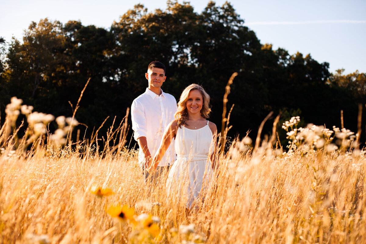 fairfax county wedding and engagement photographer for fun and relaxed photos