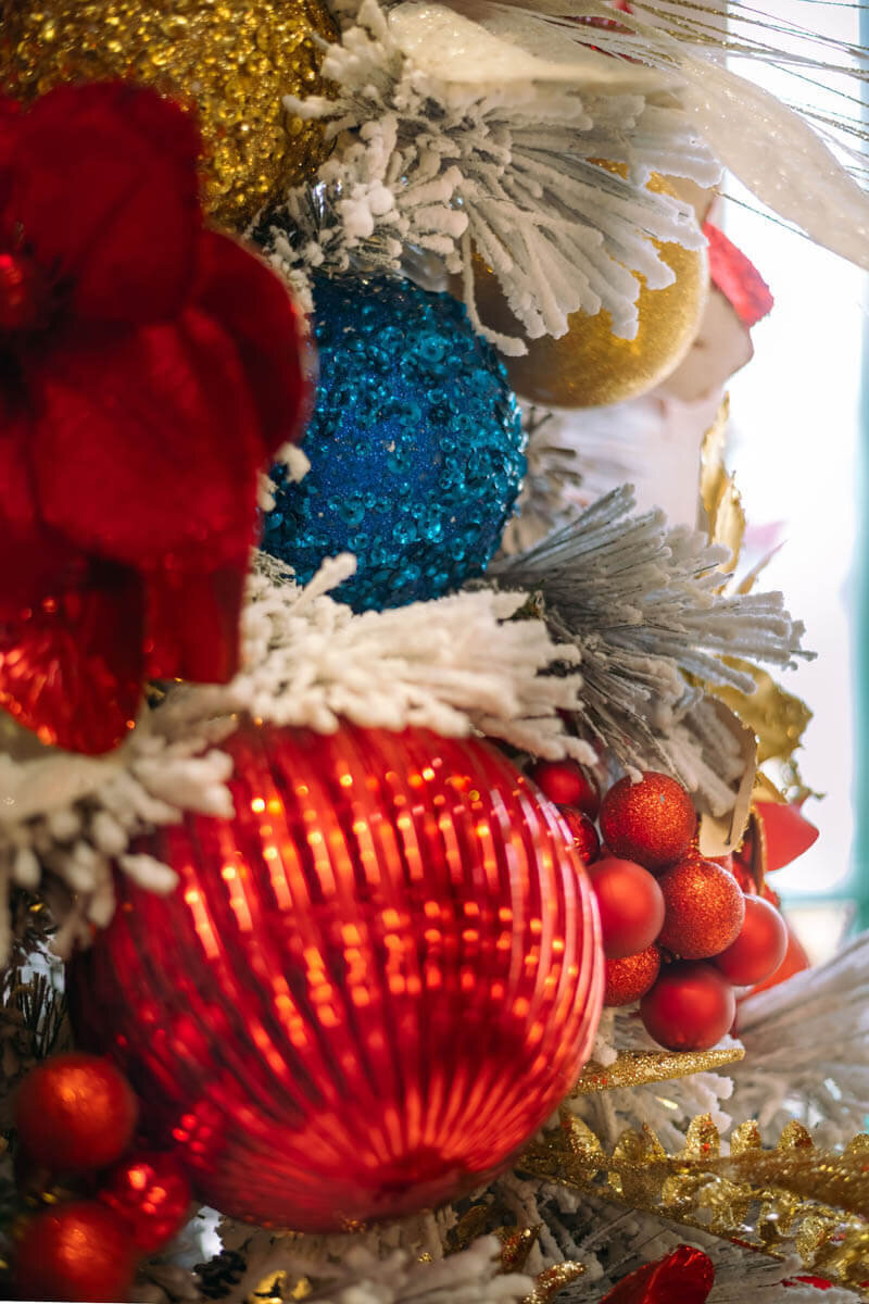RedHolidayDecor-TheBelleNoel1