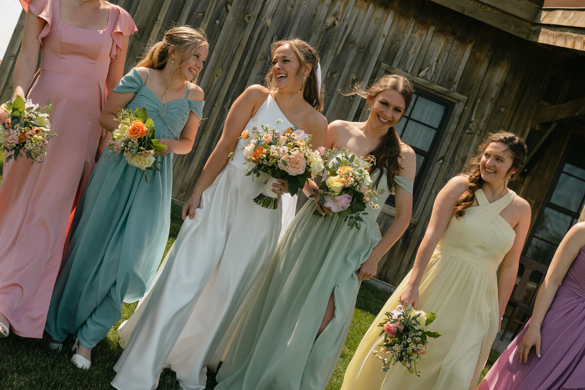 Sydney and Brant's Rustic Midwest Wedding Photography-206