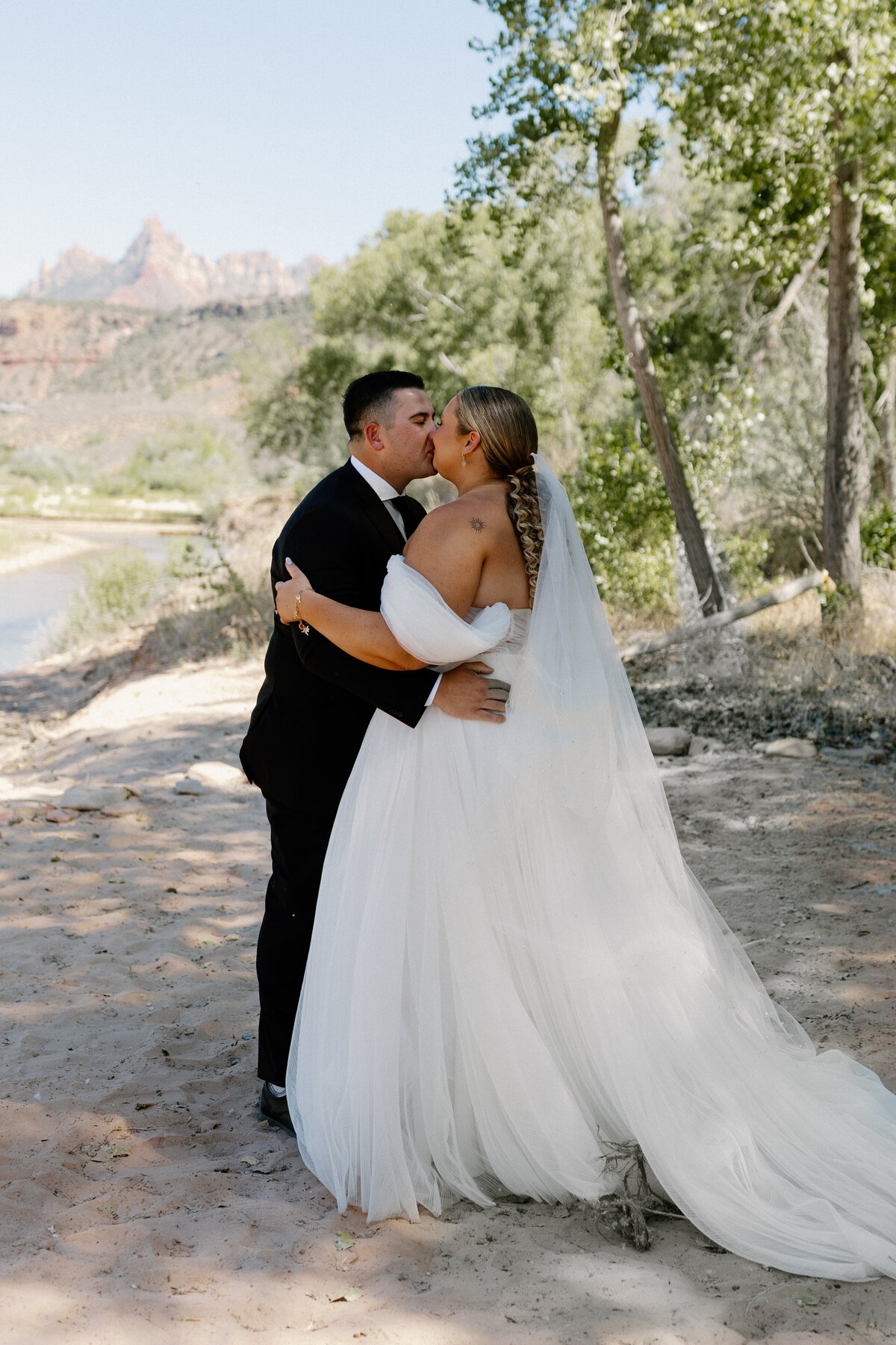 D+A_WEDDINGPREVIEW_KAYLAESPARZAPHOTOGRAPHY-31