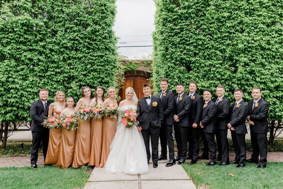 Julianna-Justin-Apiary-Spring-Wedding-bridal-party