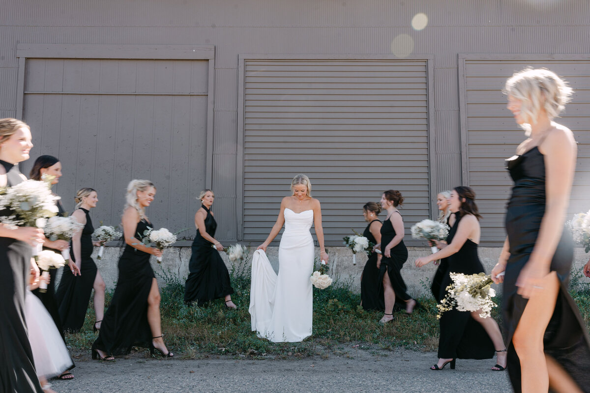 Kendal+Jared_HarvesterSquareWedding_TonyaHjortPhotography-250