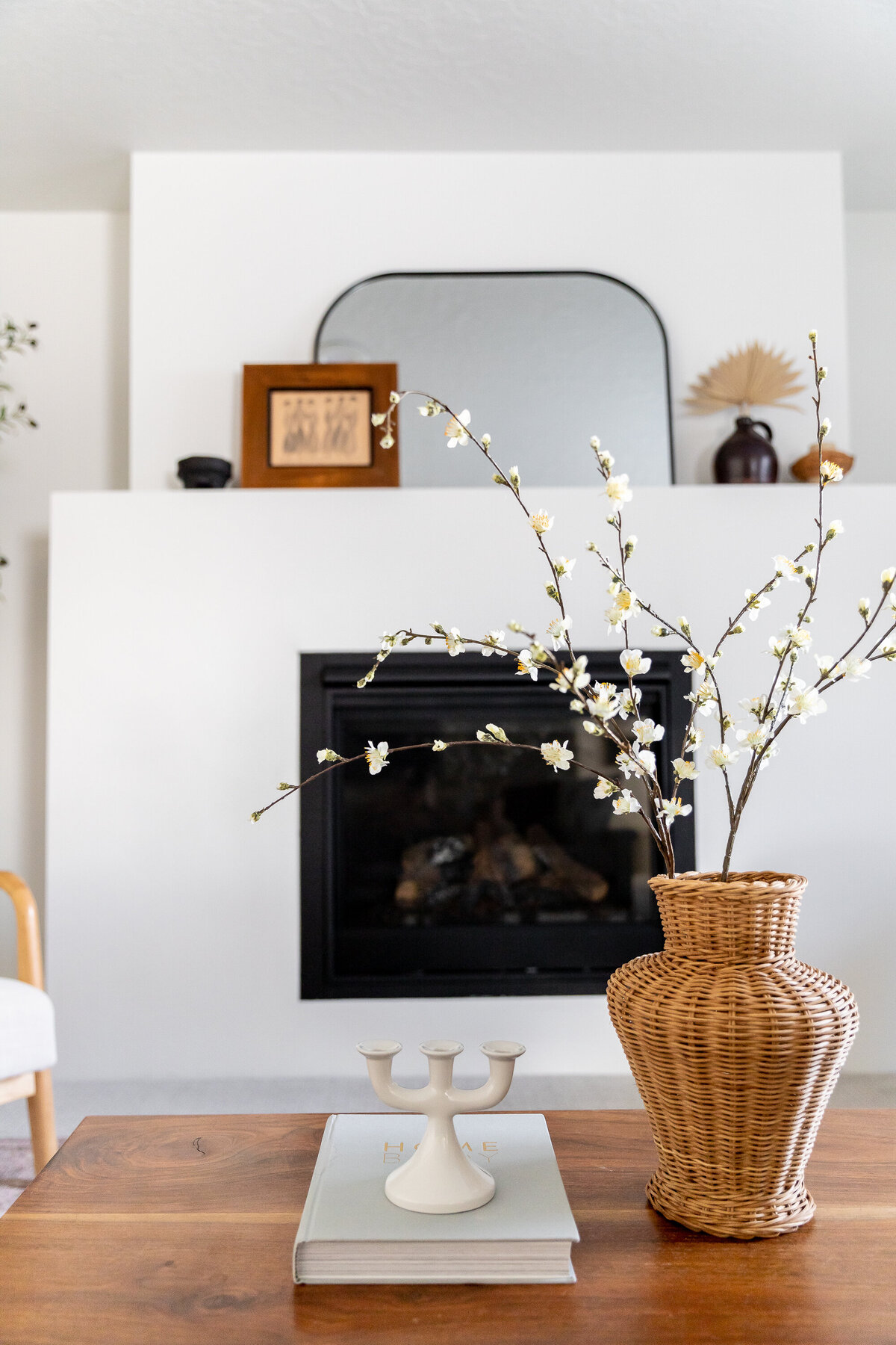 girls-at-flourish-nashville-interior-design-photographers-luxury110