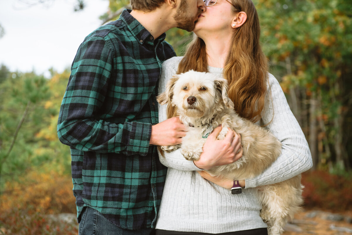 Mei Lin Barral Photography_autumnal Lake Winnisquam engagement with dog-29 (3)