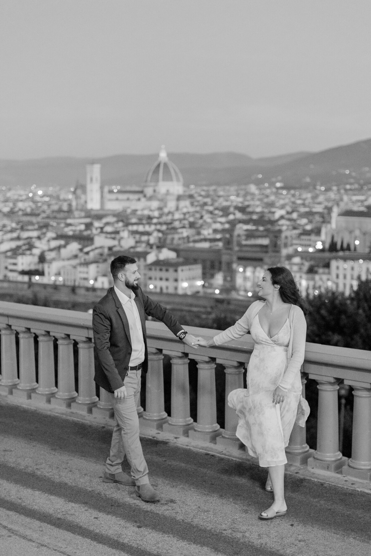 Florence-Italy-Engagement-Session_Destination-Wedding-Photographer004