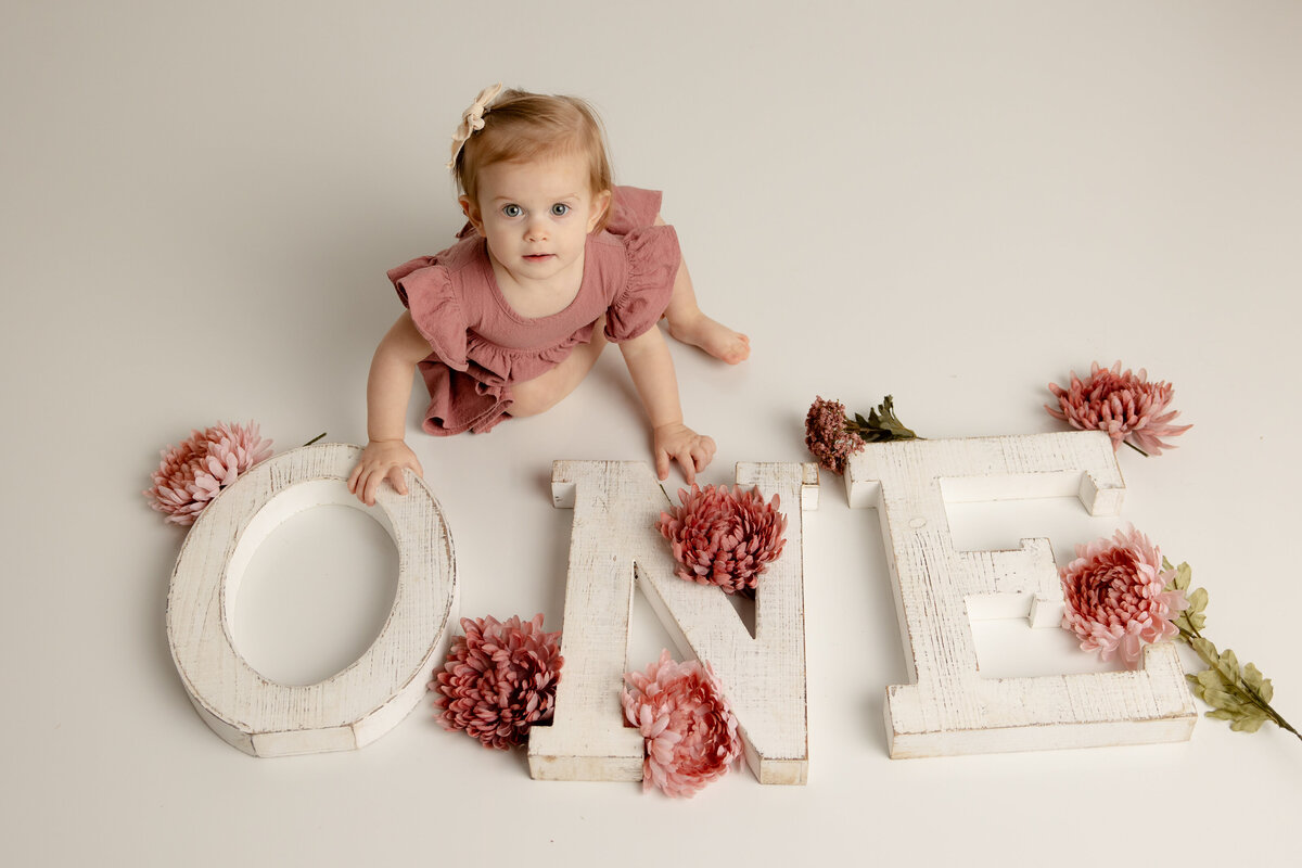 mary-wiebe-one-year-session (8)