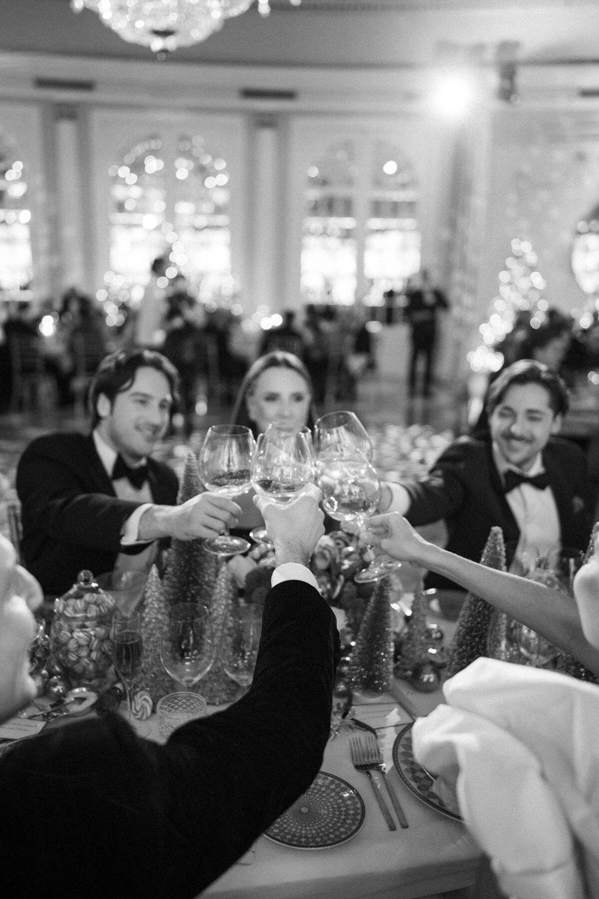515-Notre-Dame-The-Ritz-Carlton-Montreal-Canada-Victoria-Philippe-Wedding-56