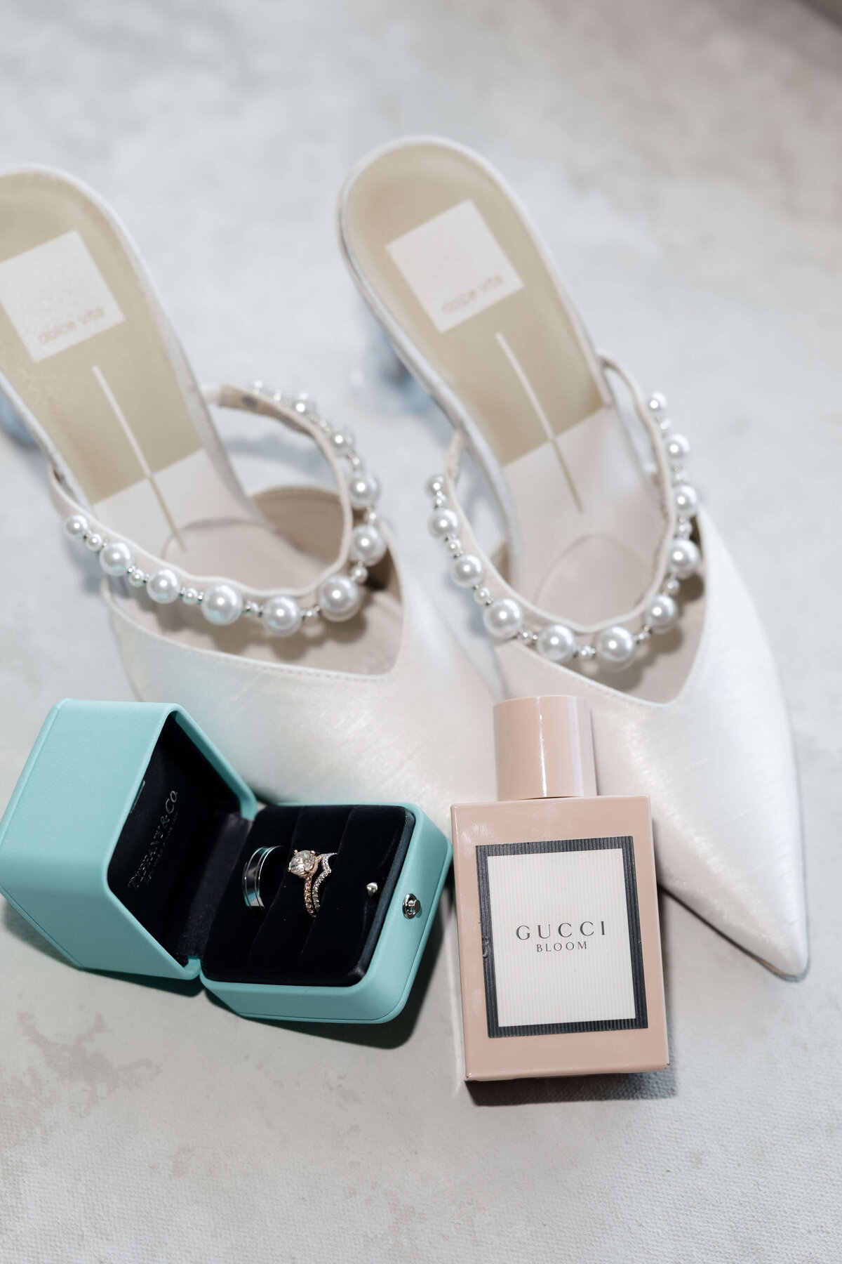 3_riskyexposure_marley-simon_las-vegas-elopement-photography