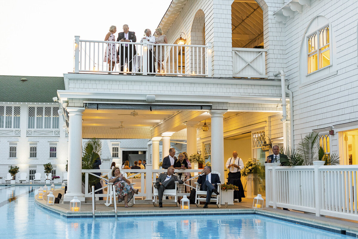 Beach Club Modern Chic Wedding with Touches of Pearl and Gold - Top East Coast Wedding Photography - Ashley Mac Photographs - New Jersey - New York - Connecticut - Rhode Island -56