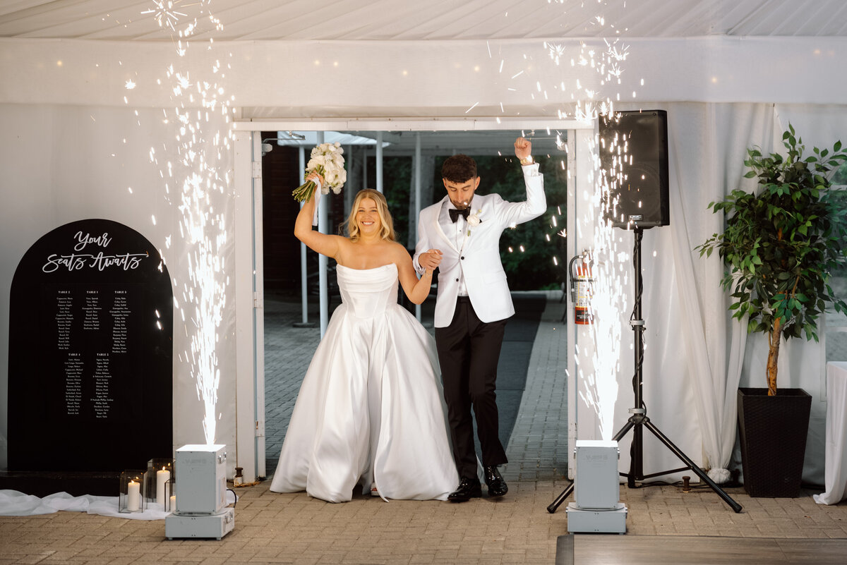 Sara & Joni Wedding Samples-164