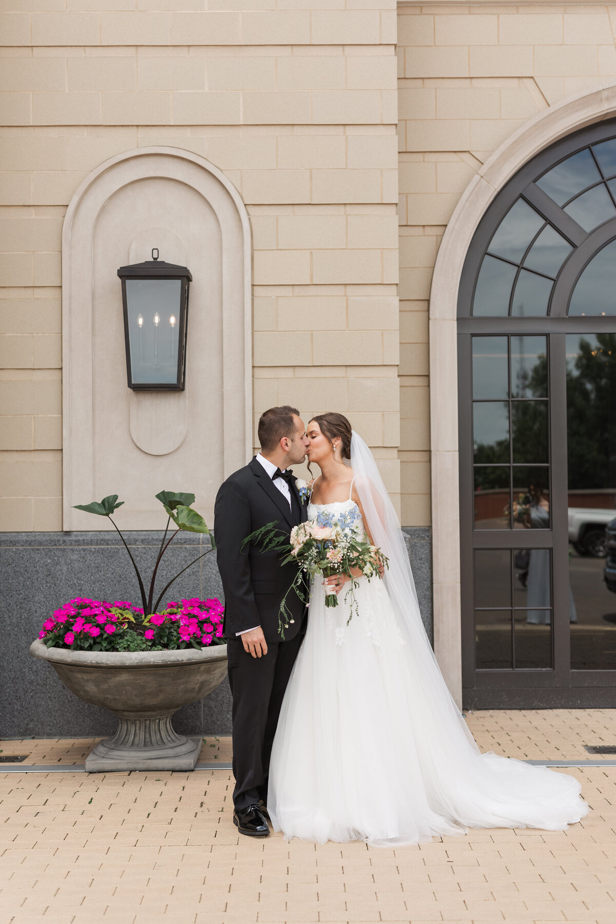Alexis Fox Photography + Summer + Wedding + Ritz Charles + Carmel + Indiana (34 of 93)