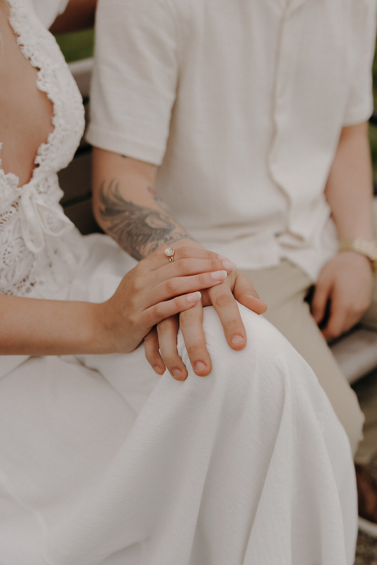 massachusetts-engagement-session-golden-hour-couples-photos-48