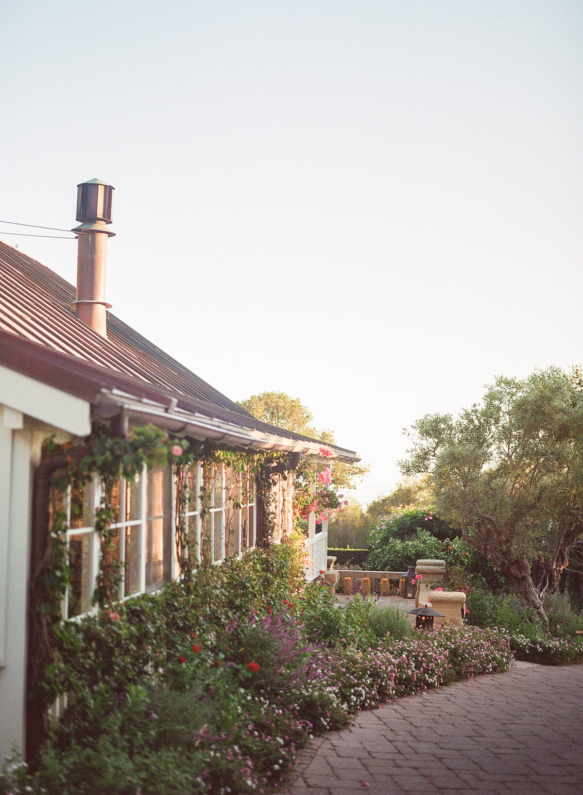 meg-smith-photography-san-ysidro-ranch-wedding-035