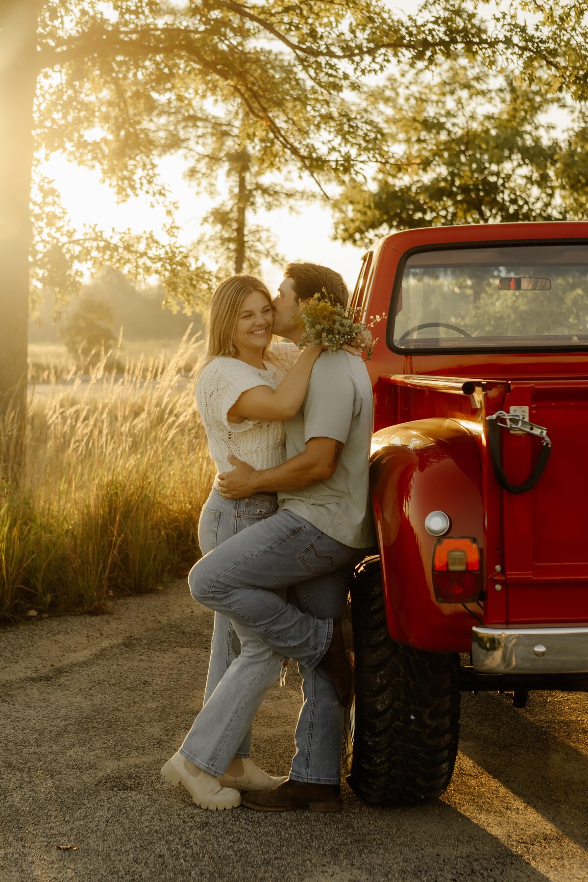 whimsical-wildflower-engagement-20