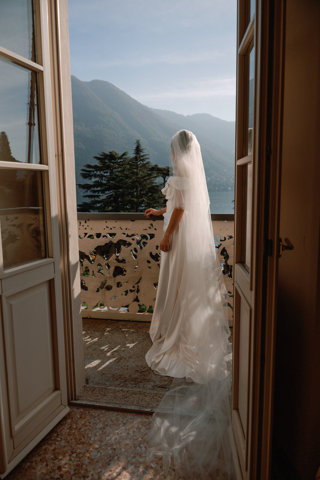 Flora_And_Grace_LakeComo_Editorial_Wedding_Photographer (26 von 73)