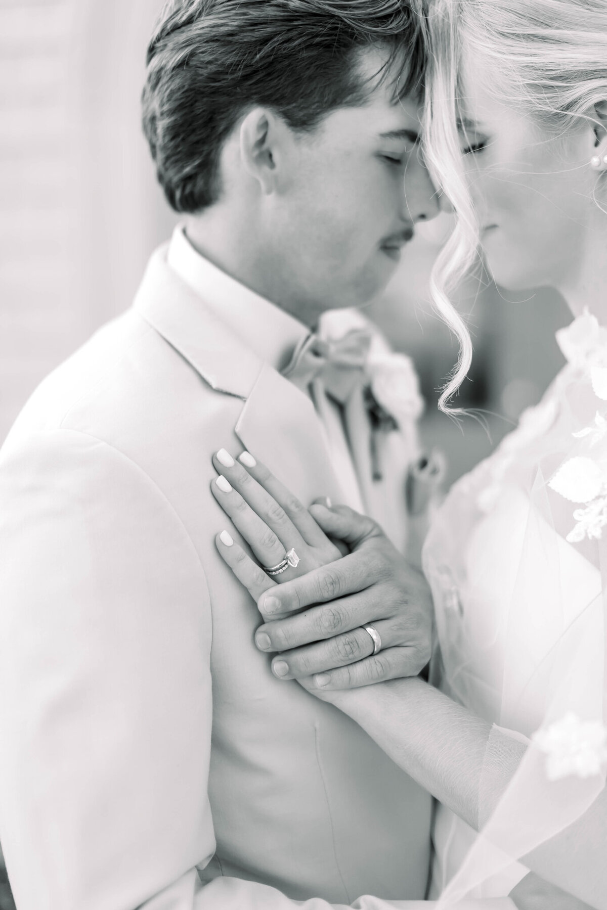 The Elegant Wedding Co._Sutton and Caden_H&W-19_(2048)