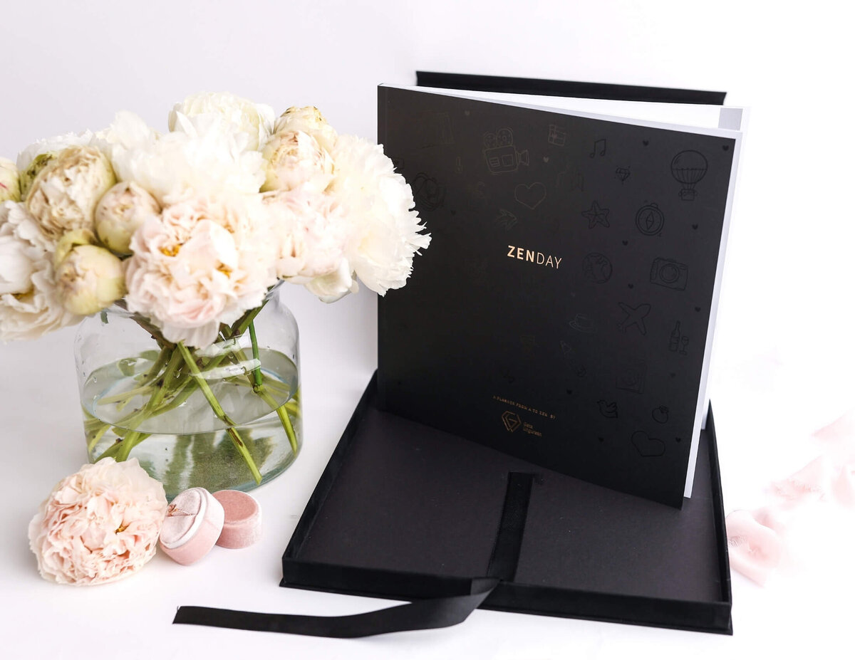 zen day brand design for wedding planner51