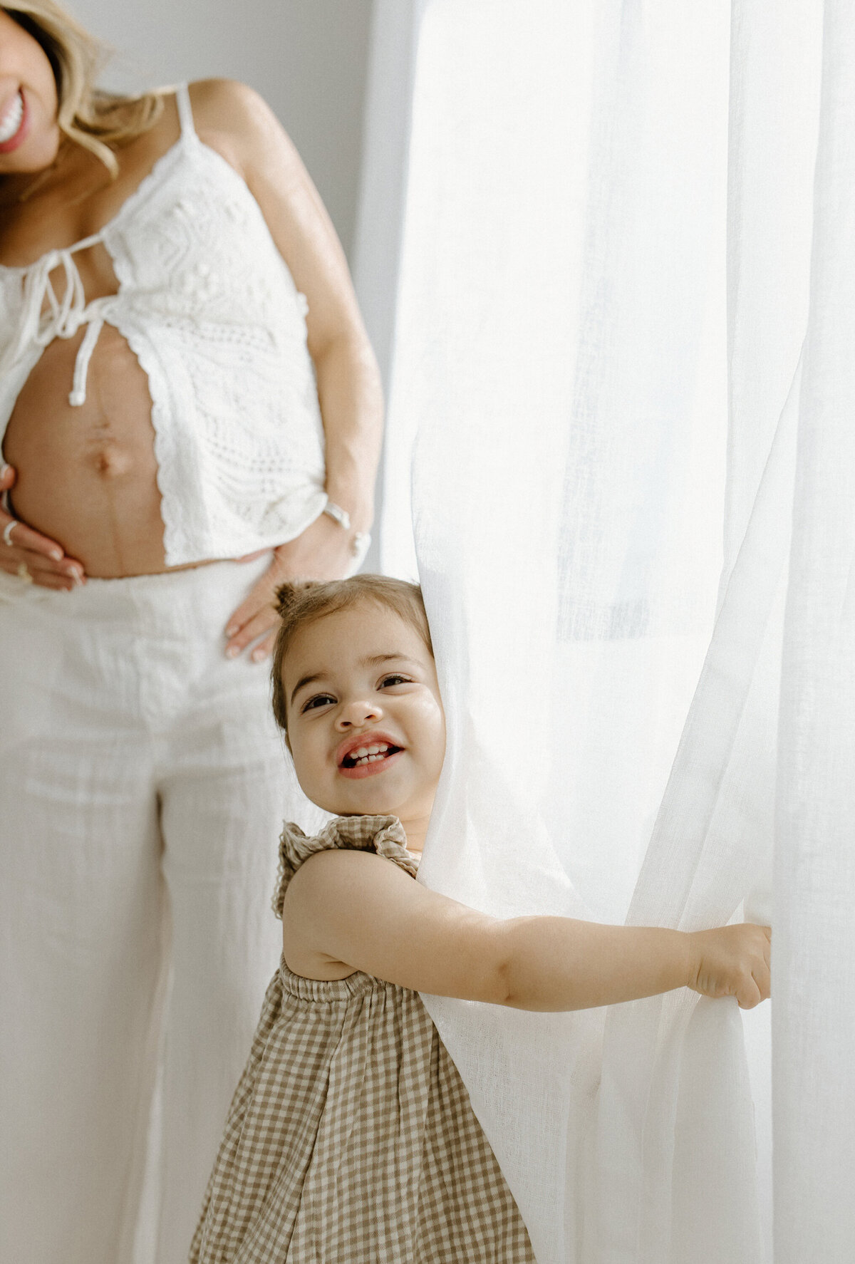 Austin-Lifestyle-Photographer- Harwell Maternity Story-72