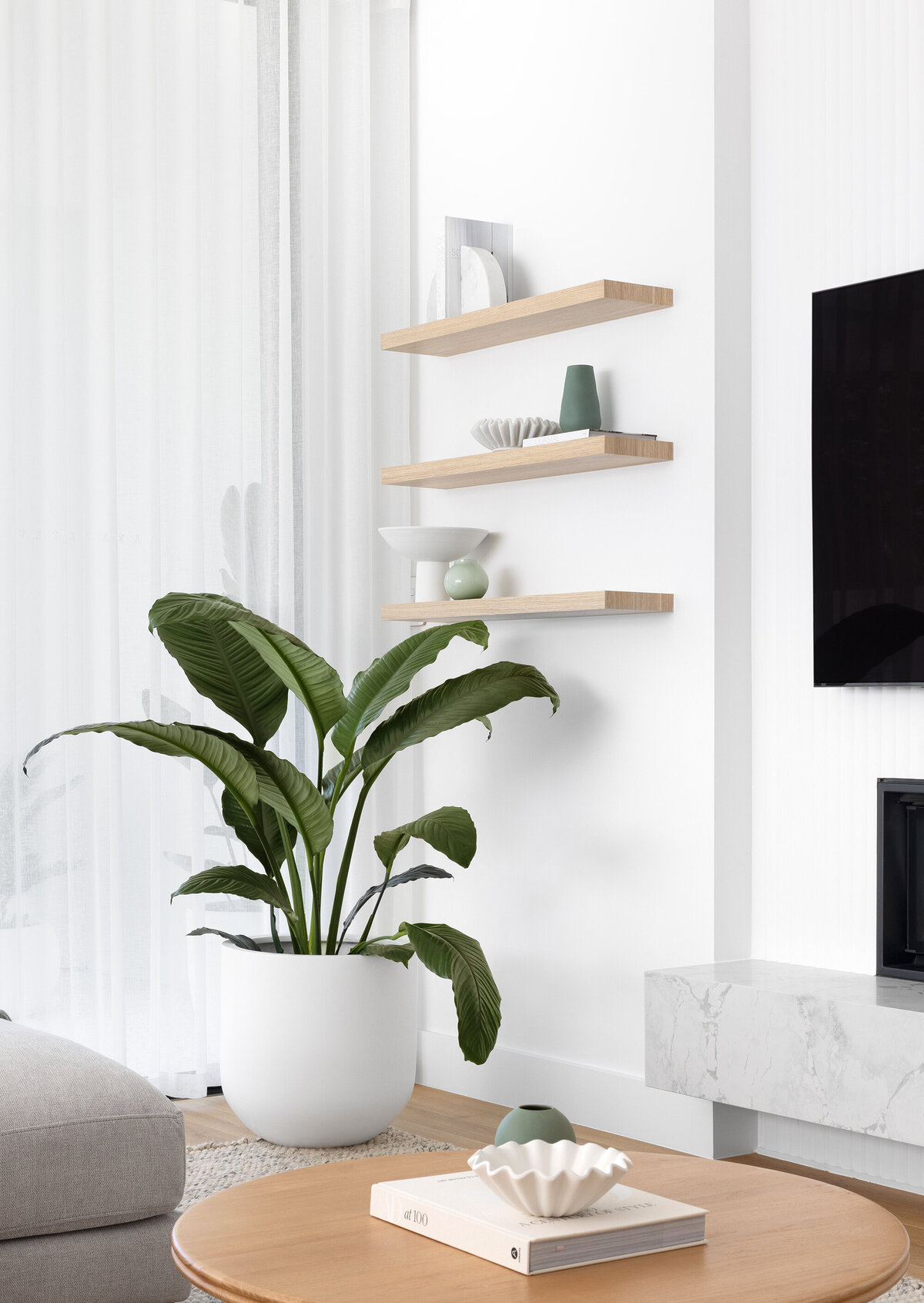 Studio Lux 118 LR