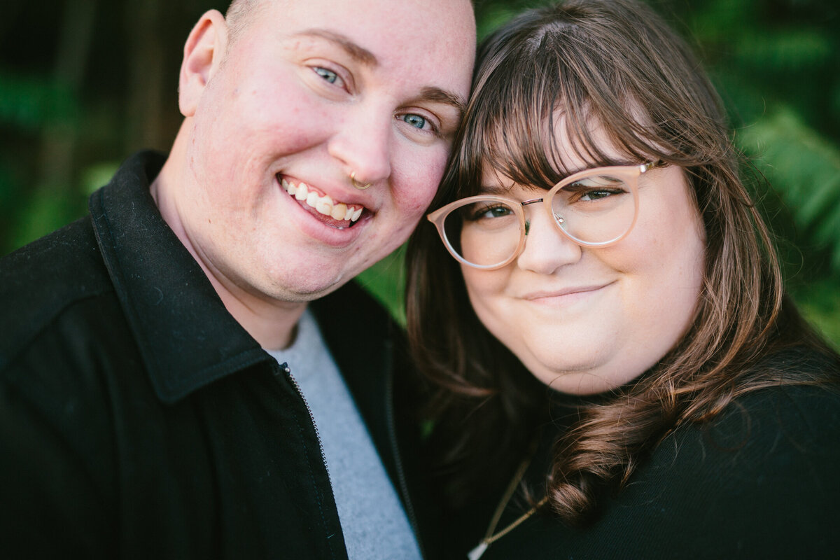 queer-engagement-session-chicago-montrose-beach-skyline-12