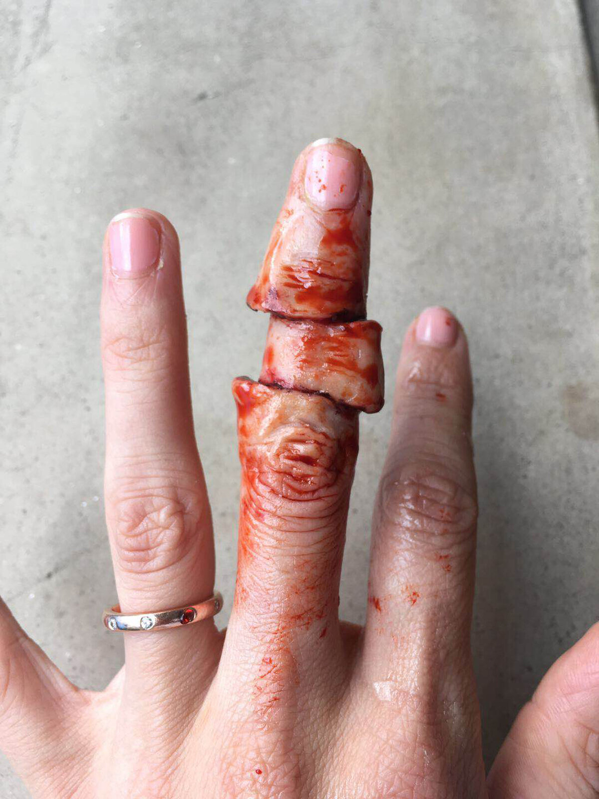 Special effects - severed finger