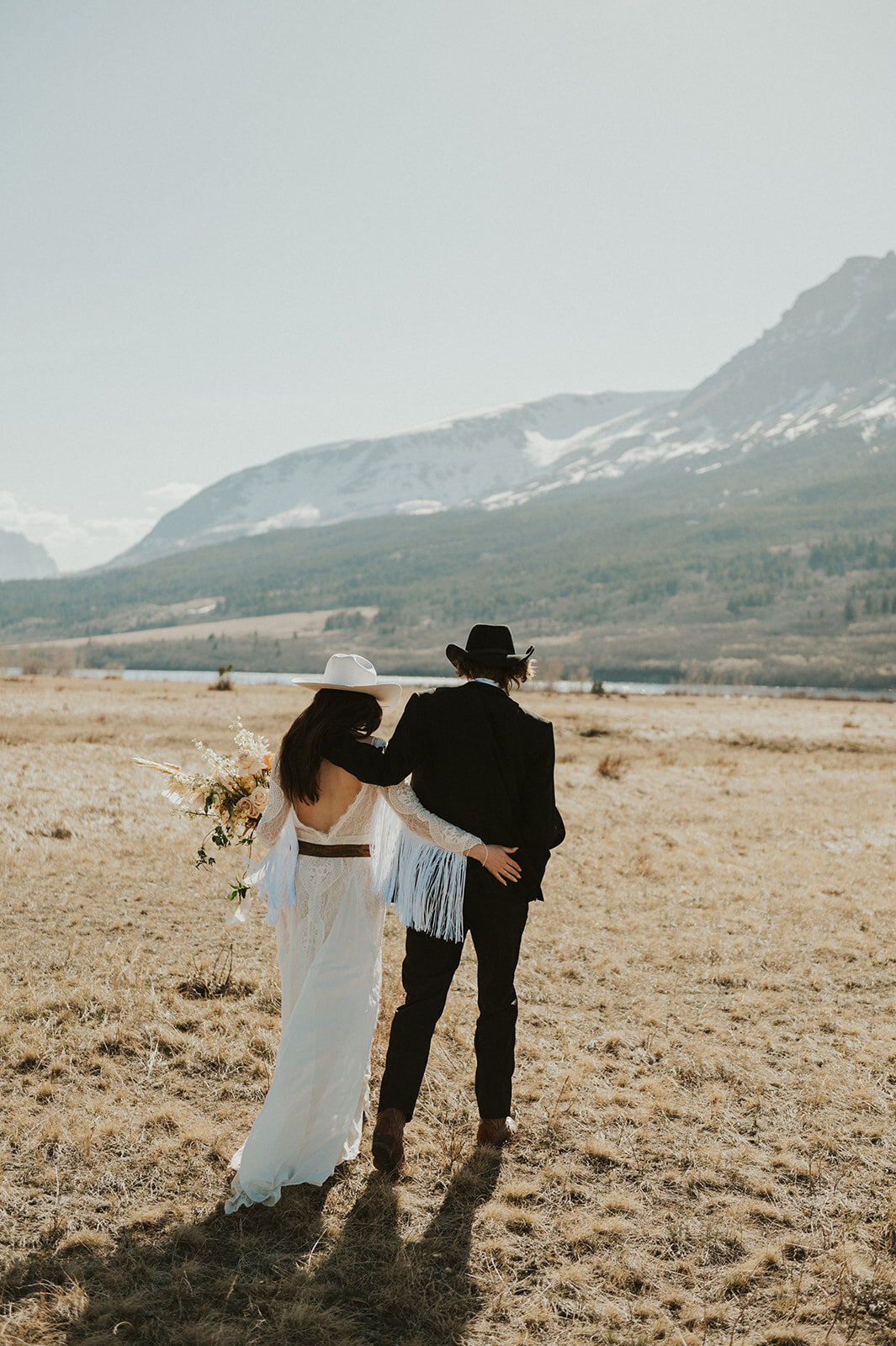 western-boho-glacier-park-elopement-presley-gray-photo-9833