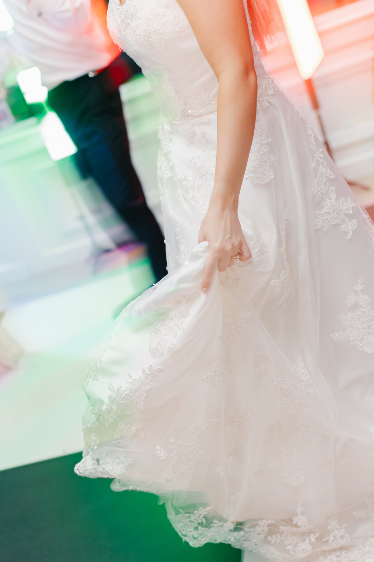 Witt House June Wedding | Lauren Elliott Photography | AmyBeth & Tommy Coutu Previews-200