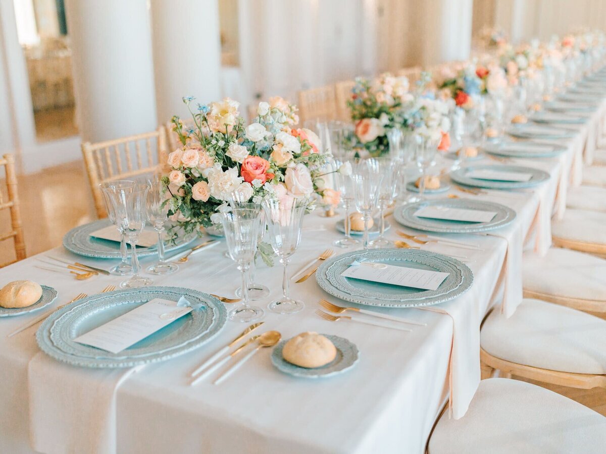 floral-decoration-pastel-colors-wedding-table4