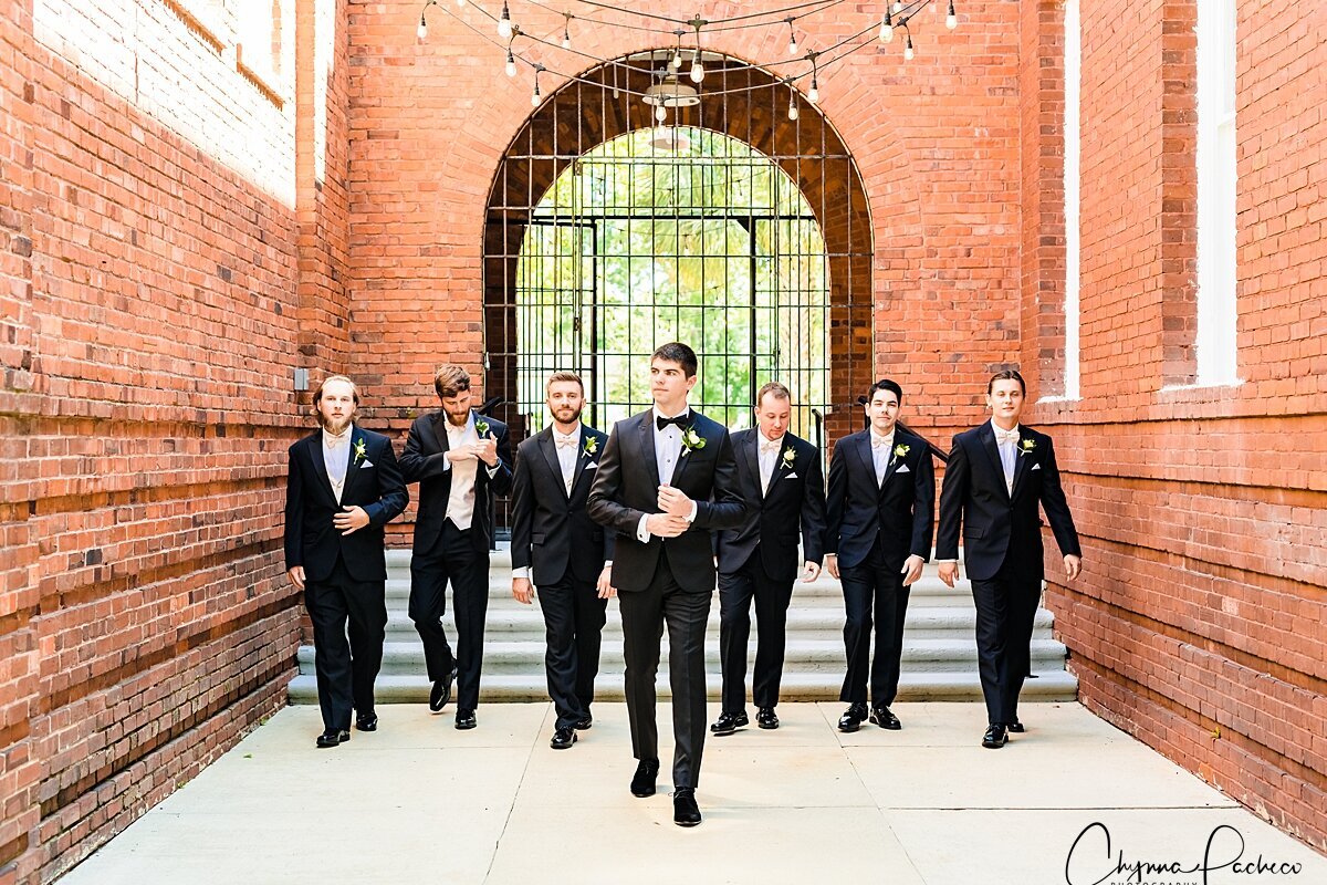 Groom and Groosman wedding photos | Orlando Wedding Photographer