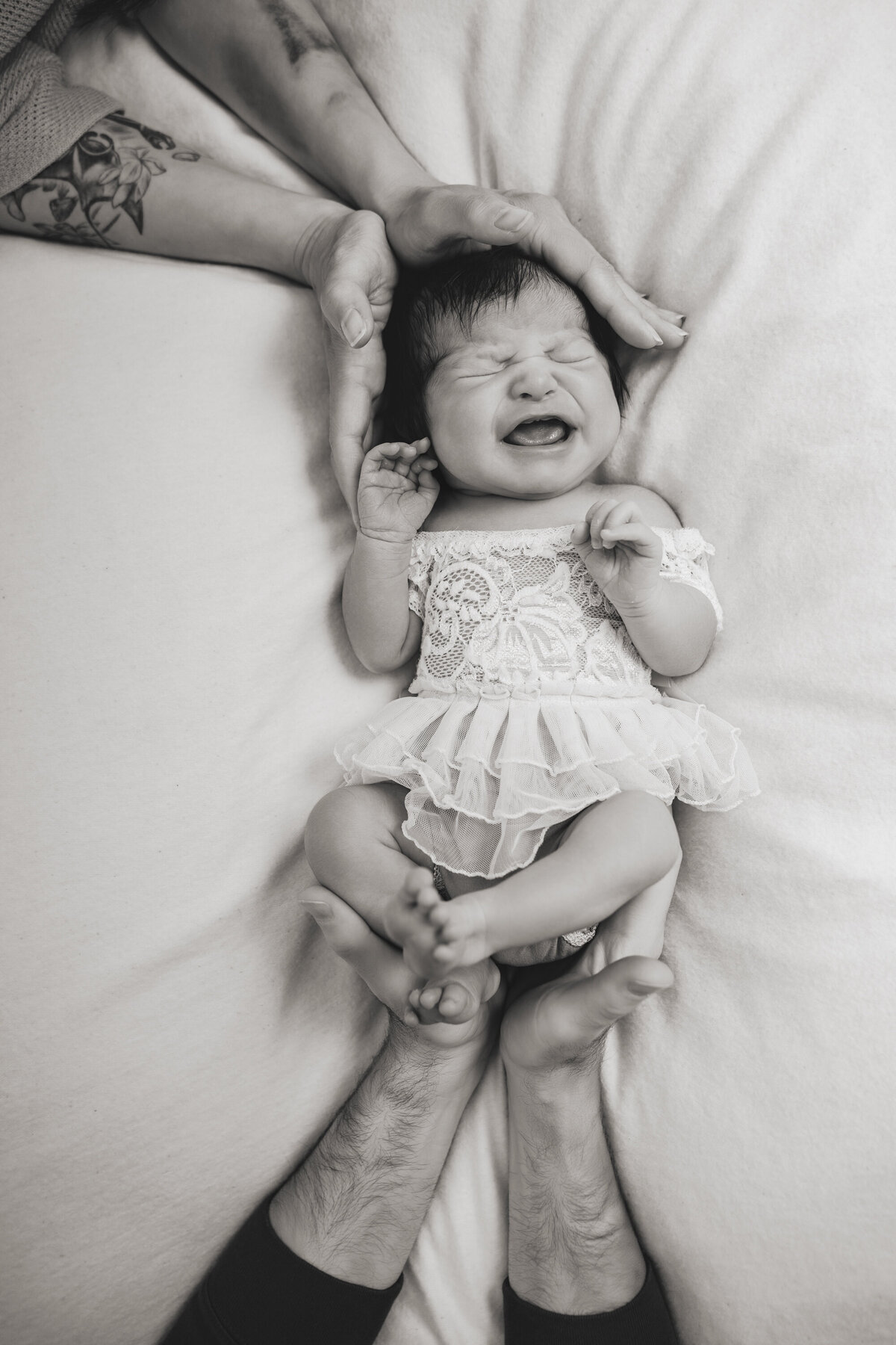 AnnaMunandarPhotography-20250718-SzuChiHuang-Newborn-Ariel-4508srgb-ev3000