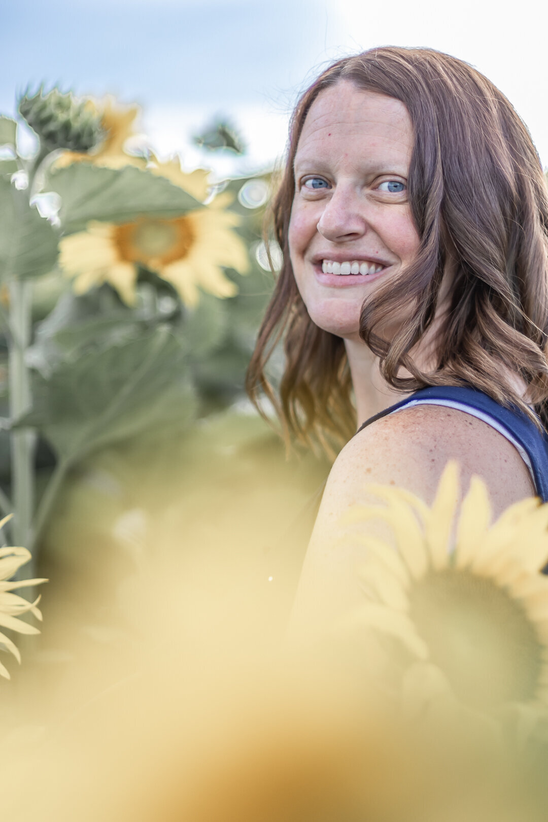 2022SinklandFarms-Sunfllower-Festival_family_mom-son-photos_social-media_website-3340