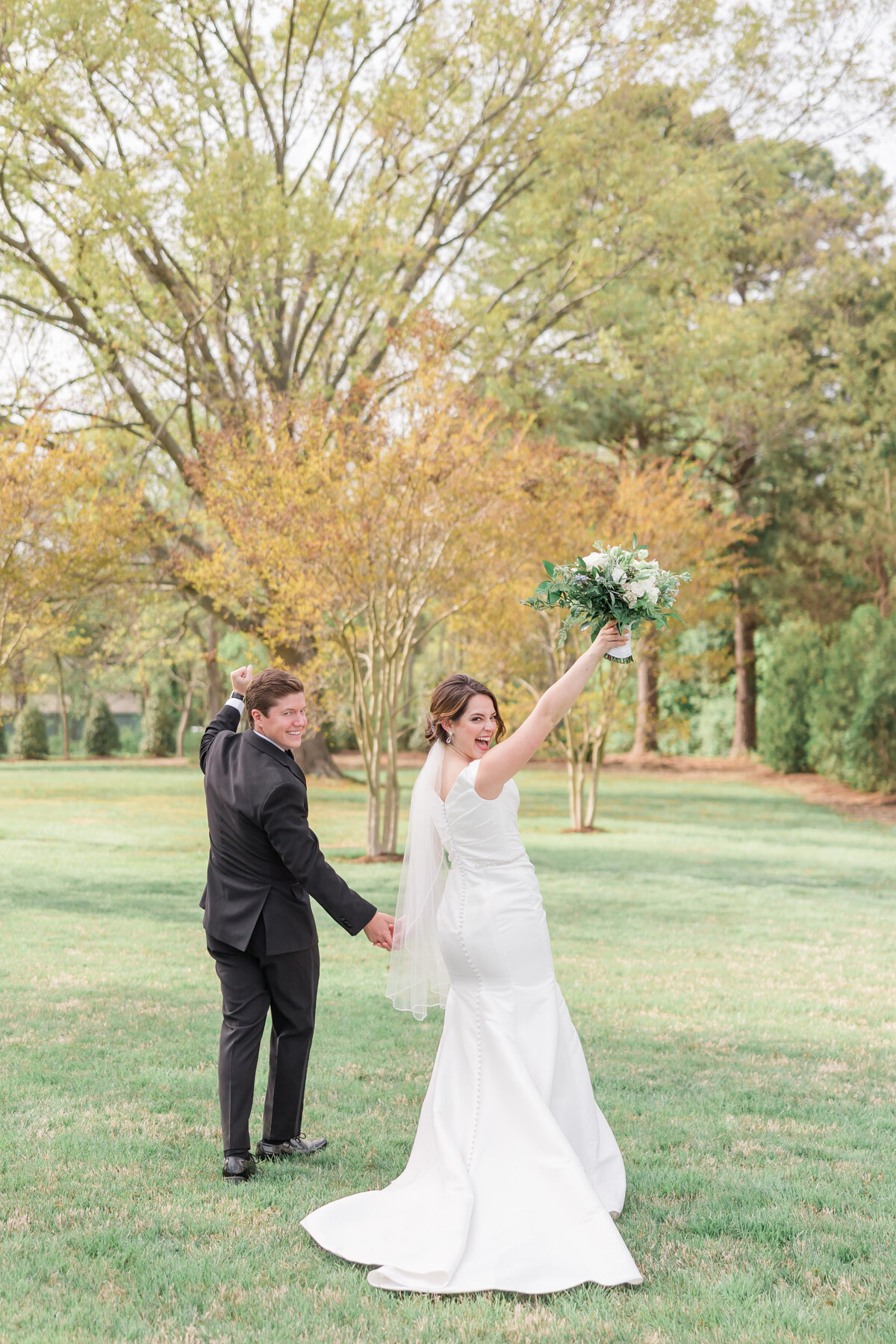 Oaks-Waterfront-Inn-Wedding-St-Michaels-MD-Wedding-Always-Avery-Photography-57