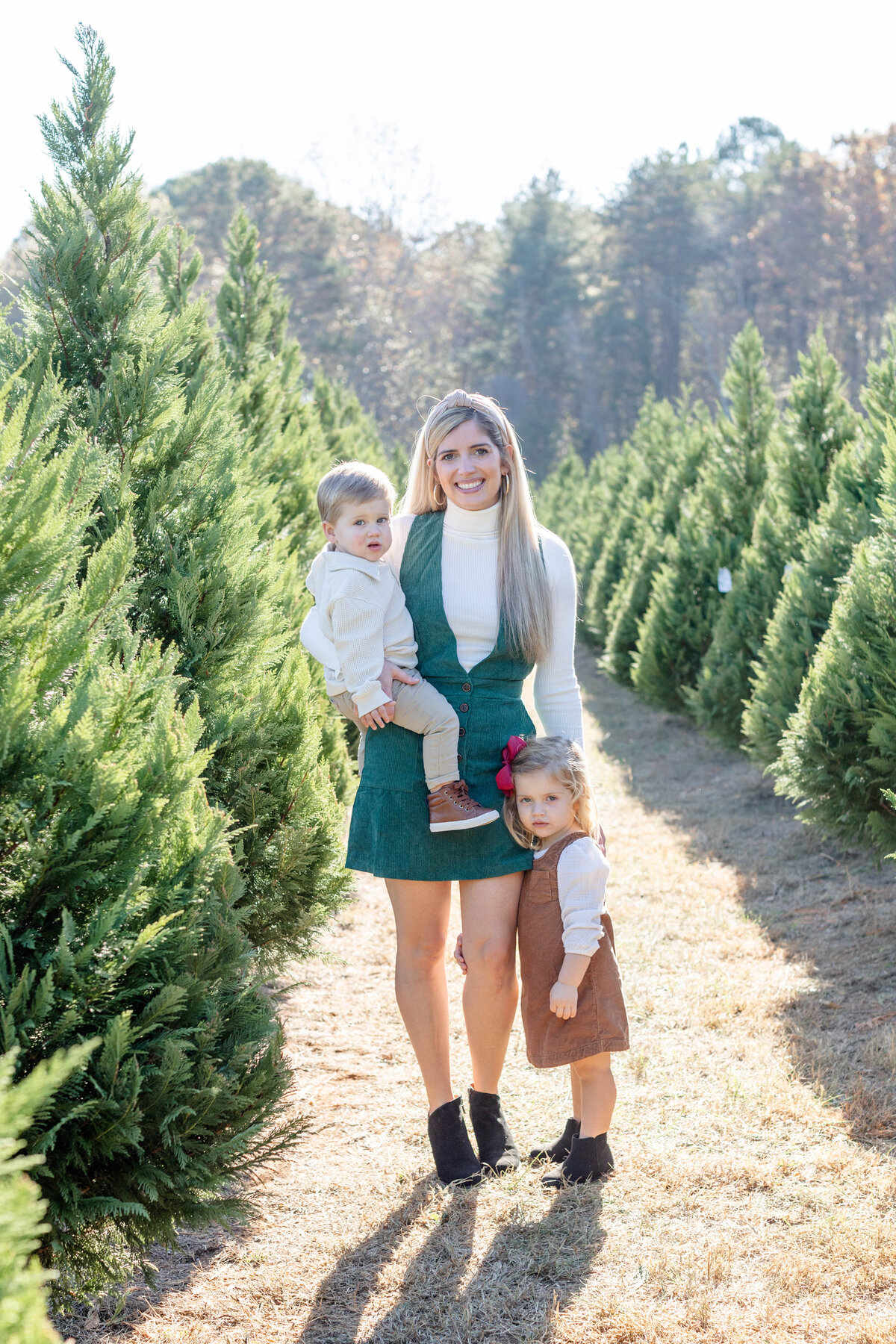 ChristmasTreeFarmMiniSessionGreenvilleSCJennyMacyPhotography-JessicaW-13