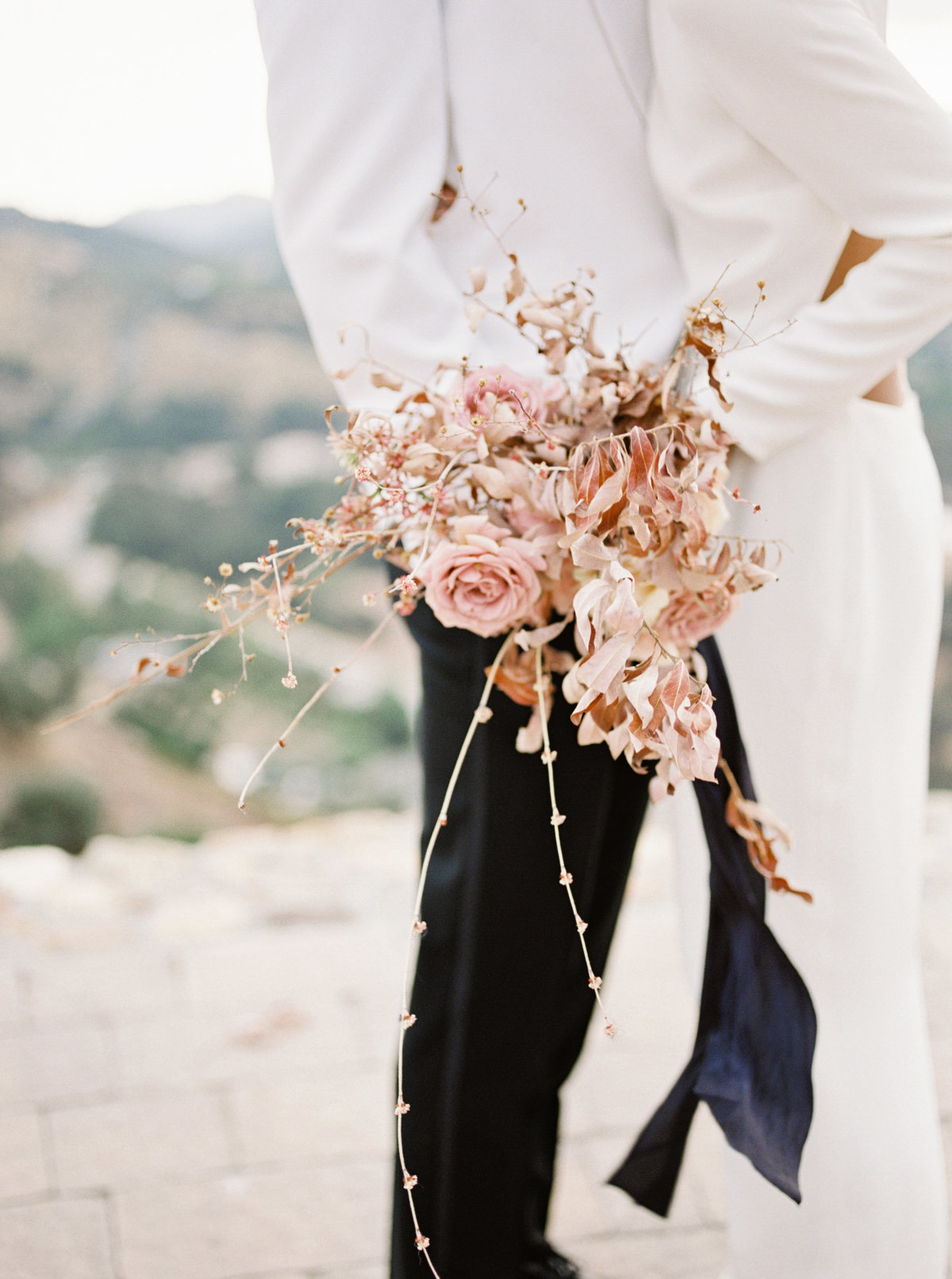 Babsie-Ly-Photography-Fine-Art-Film-Wedding-Photographer-Malibu-Rocky-Oaks-Vineyard-Estate-California-bride-editorial-2018-005