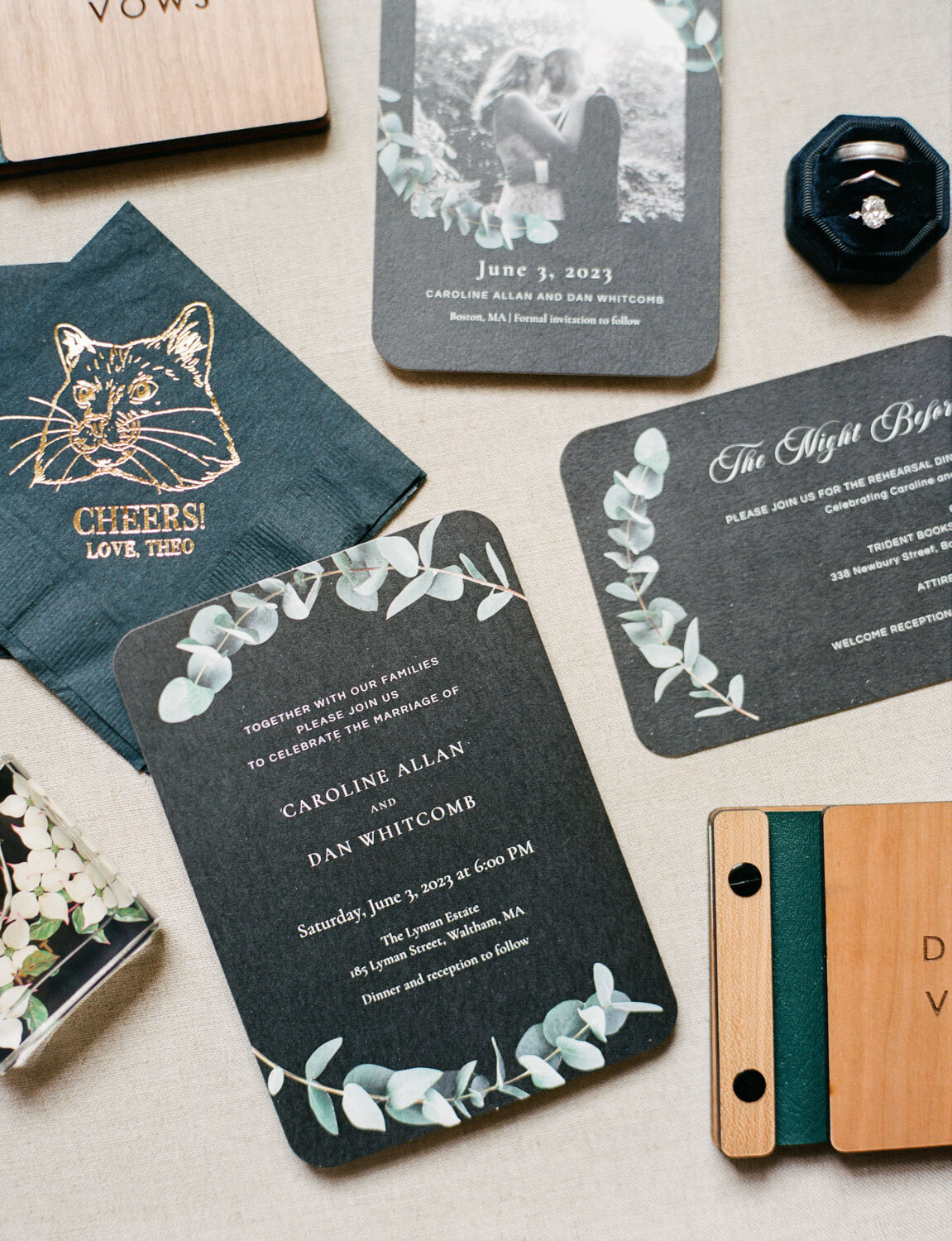 Wedding invitation in black