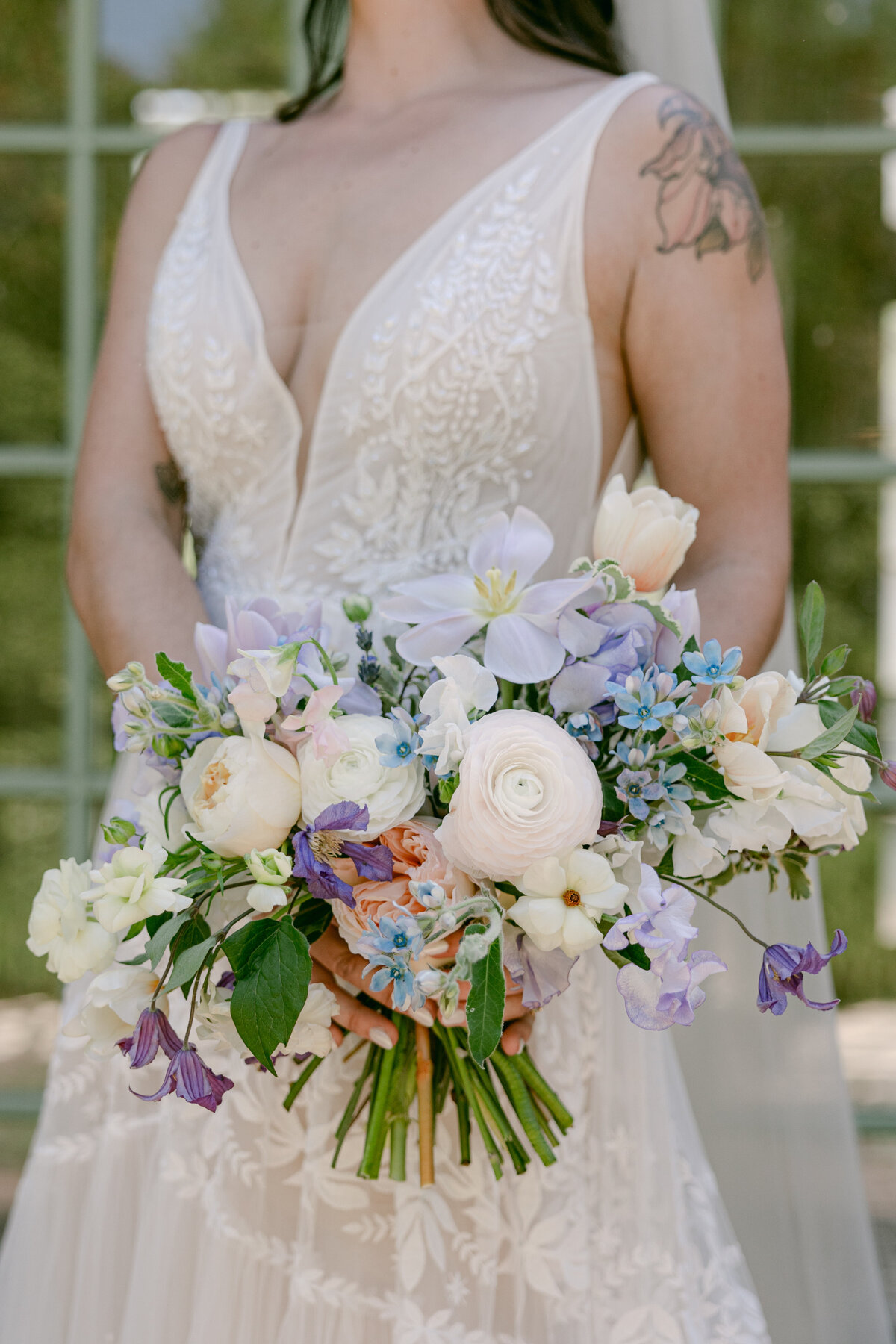 The Blisses Wedding_VanLandingham Estate Charlotte Wedding Venue_NC Wedding Photographers_0166